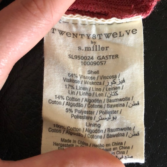 Fun Geometric Form-fitting Dress - Picture 5 of 6